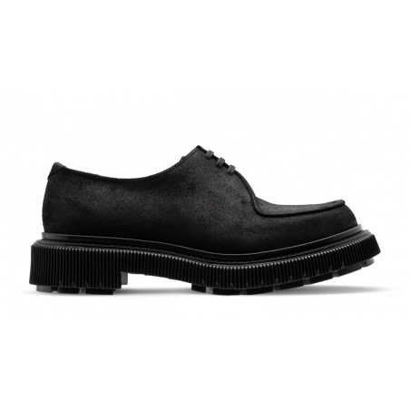 Type 124 - Suede black