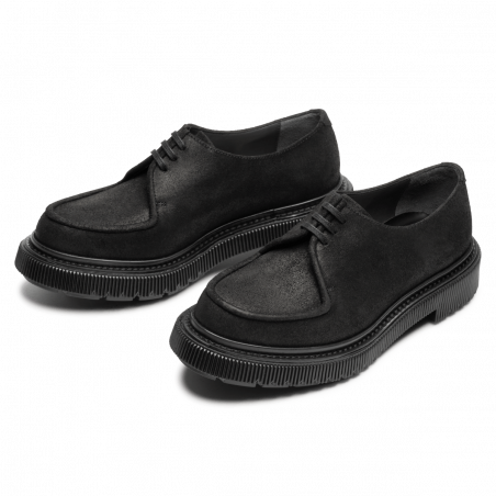 Type 124 - Suede black