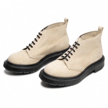 Type 121- Daim ivoire