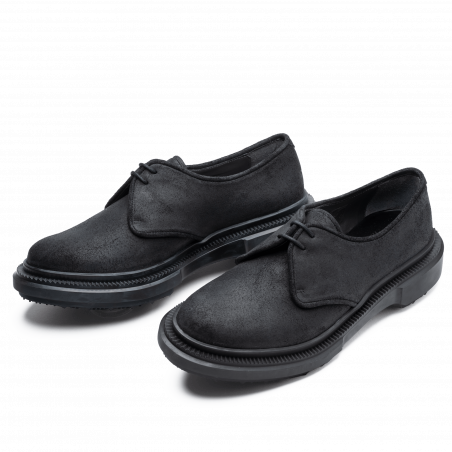 Type 220 - Suede black