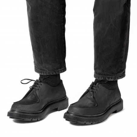 Type 124 - Daim noir