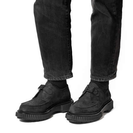 Type 198 - Daim noir