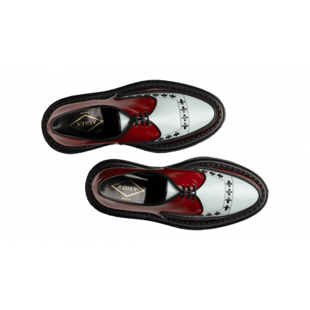 Type 101- Rouge, bleu clair, noir