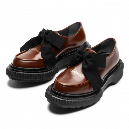 Type 222 Women - Golden brown