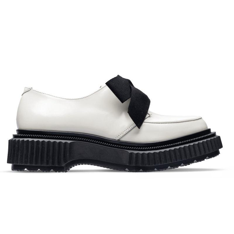 Type 205 Femme - Ivoire