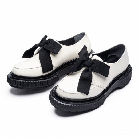 Type 205 Femme - Ivoire