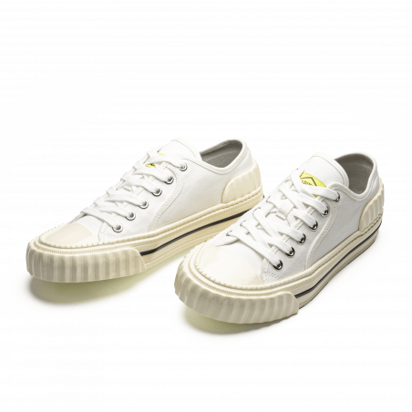 PAN PAN ! low Sneakers Women - White
