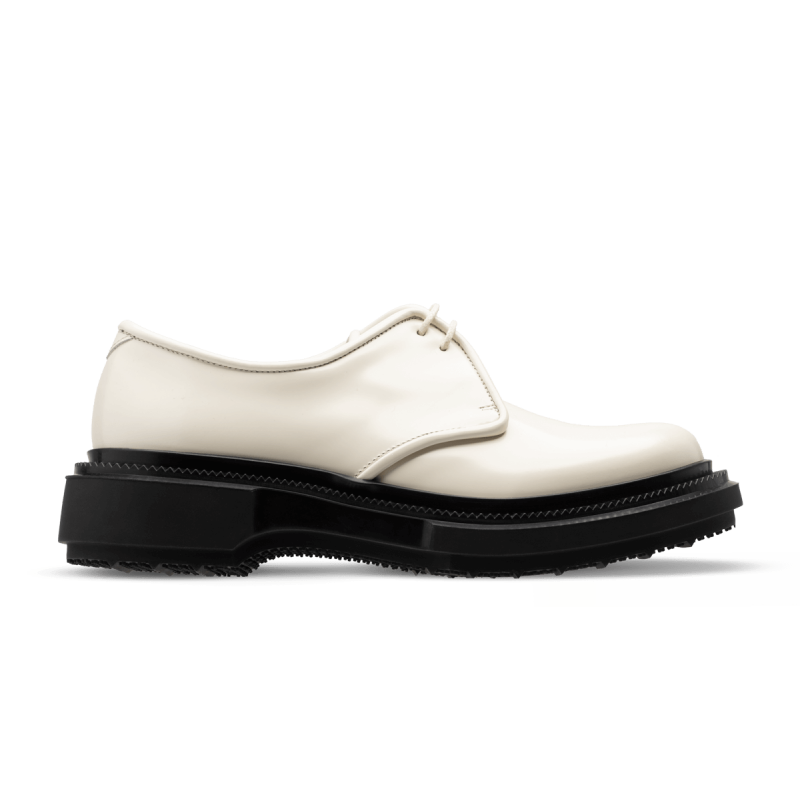 Type 220 - Ivory