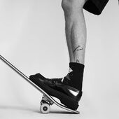 🛹Let’s go ! And Happy Monday ;-) - Type 182

🖤📷 @lucas.sellier
🖤⚔️ @foupasfurieux 
🖤💄 @pigallehairandmakeup 
🖤✨ @ophelylr 

#adieushoes #lucassellier #type182 #campaign #happymonday #blackandwhitephotography #instoresandonline #letsgo #skate #treatyourself